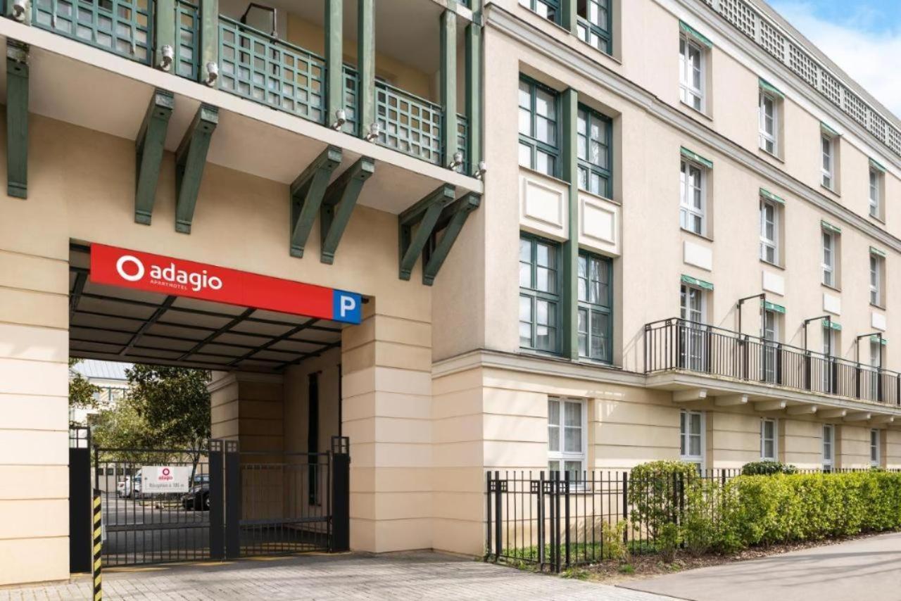 Rainbow Duplex N°1 Disney Serris Bagian luar foto