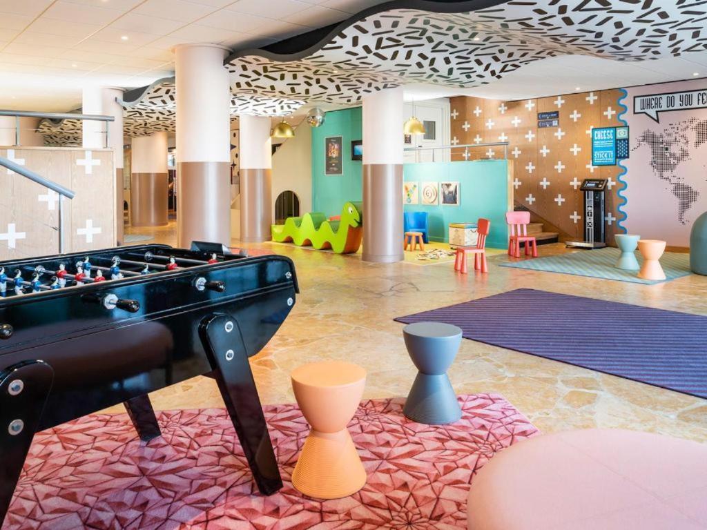 Rainbow Duplex N°1 Disney Serris Bagian luar foto